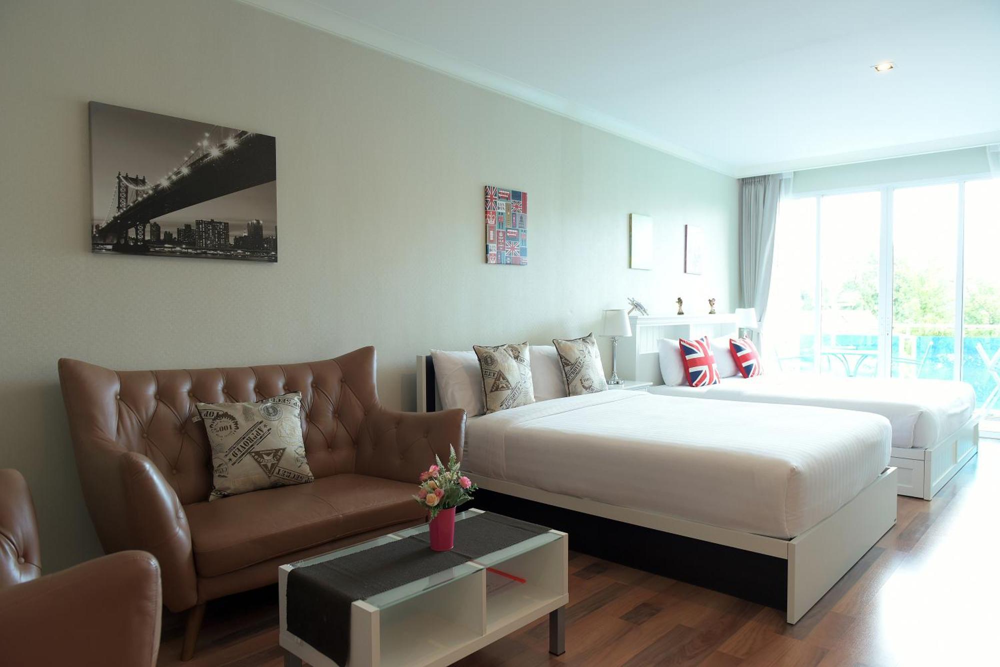 My By Grandroomservices HHQ